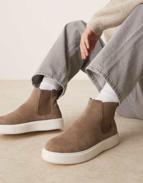 ASOS DESIGN chelsea boots in beige suede - view 1