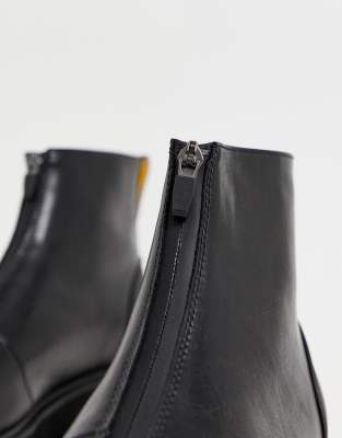 asos design chelsea boots in black leather with chunky sole