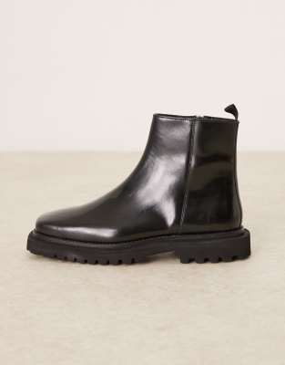Asos Design Chelsea Boots In Black Hi-shine Leather