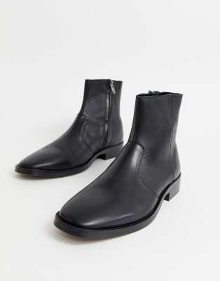 what's the difference between safety toe and steel toe