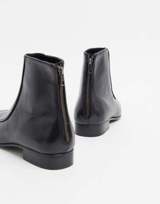 chelsea boots square toe