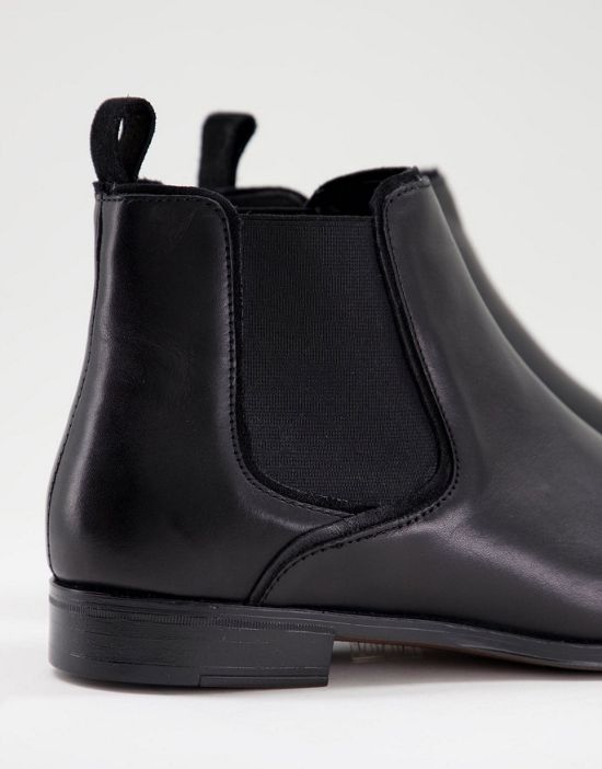https://images.asos-media.com/products/asos-design-chelsea-boots-in-black-leather/22667468-2?$n_550w$&wid=550&fit=constrain