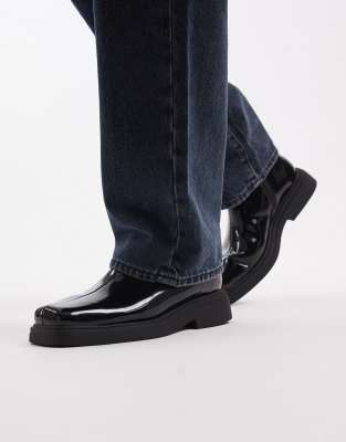  chelsea boots  polish with square toe