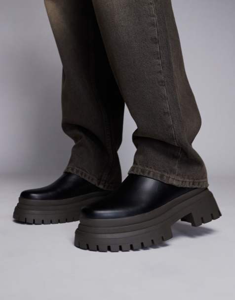 ASOS DESIGN chelsea boots in black with contrast chunky sole - view 1