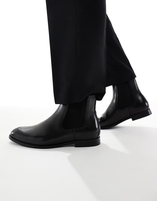 ASOS DESIGN Chelsea boots in black