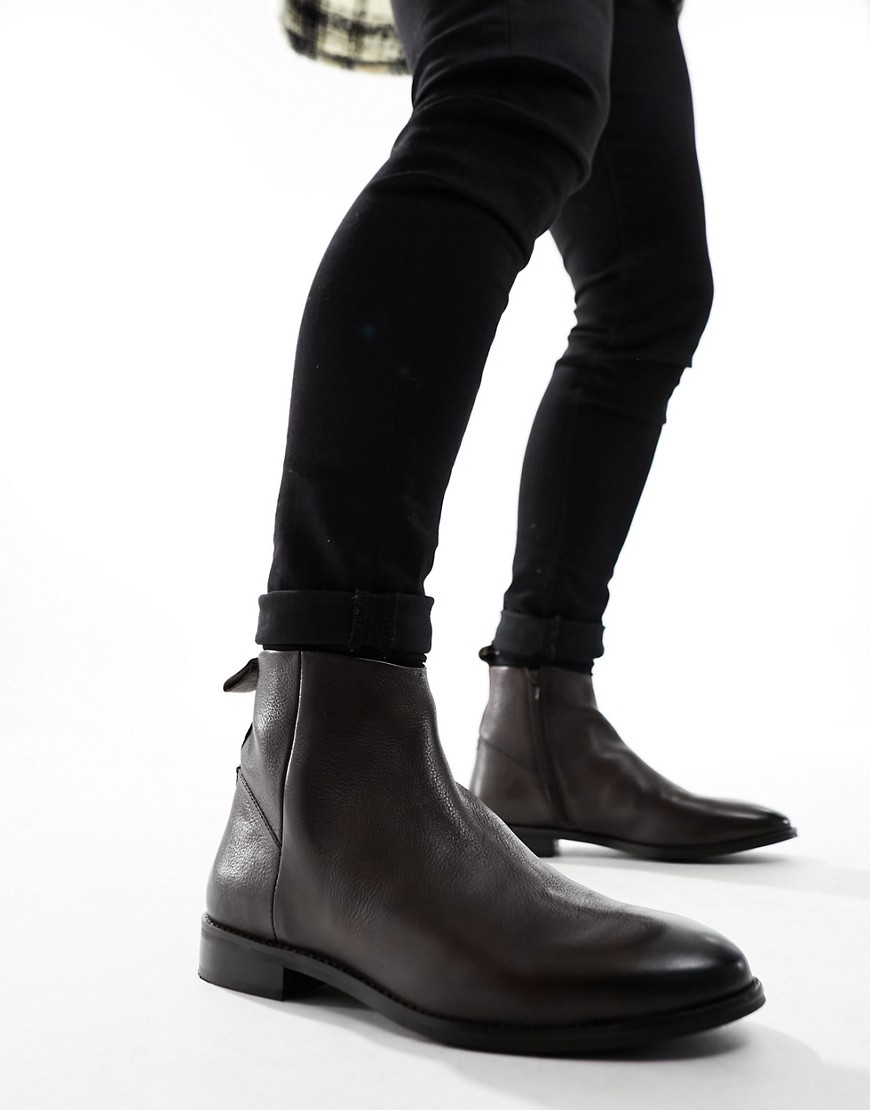 Asos Design Chelsea Boots In Brown Leather-black