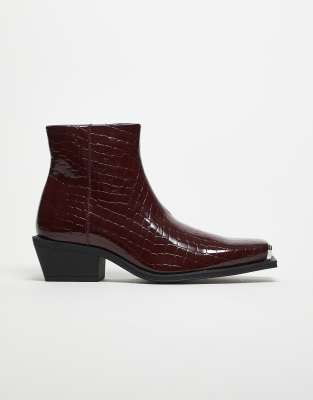  chelsea boots in burgundy faux crocodile with cuban heel
