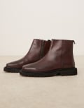 [ASOS DESIGN] ASOS DESIGN chelsea boots in burgundy leather with zip-Red 43 Burgundy