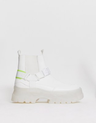 chelsea boots white sole