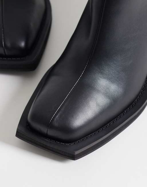 ASOS DESIGN - Chelsea boots met hak en hoekige neus in zwart, 2 van 4