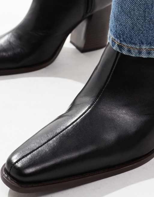 ASOS DESIGN - Chelsea boots met hak in zwart leer met natuurlijke zool, 3 van 4
