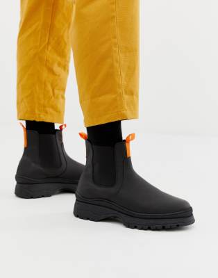 asos design chelsea boots in black leather with chunky sole