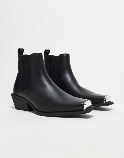 ASOS DESIGN Chelsea Stiefel im Westernstil aus schwarzem Kunstleder mit kubanischem Absatz und silberfarbener Zehenkappe