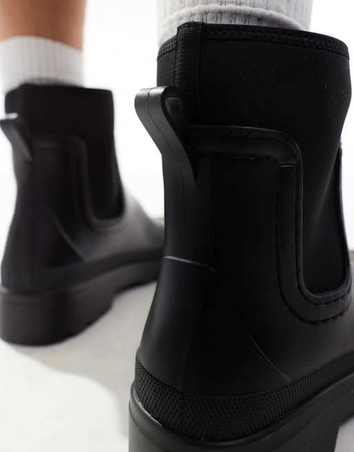 ASOS DESIGN chelsea wellington boots in black