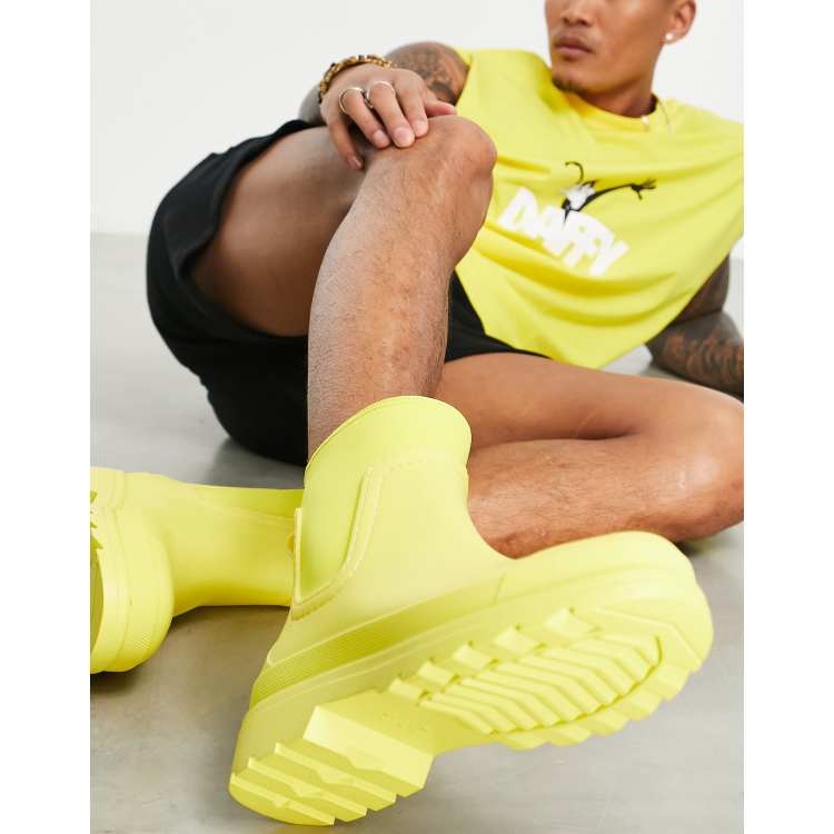 201783086-1-yellow?$n_750w$&
