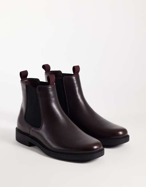 ASOS DESIGN chelseaboots med dubbla dragflikar i vinröd, 2 av 4