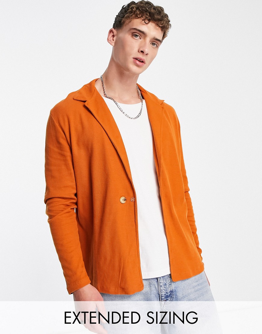 ASOS DESIGN - Chemise à manches longues coupe décontractée effet croisé en jersey gaufré - Orange-Marron