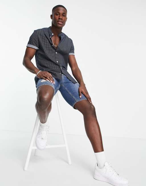 ASOS DESIGN - Chemise ajustée à pois avec manches courtes et col grand-père - Bleu marine, 4 de 4