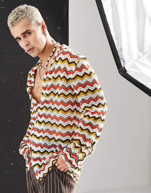 ASOS DESIGN - Chemise avec revers et rayures à motif chevrons en maille
