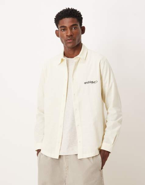 ASOS DESIGN - Chemise classique avec broderie sur le devant - Beige - view 1
