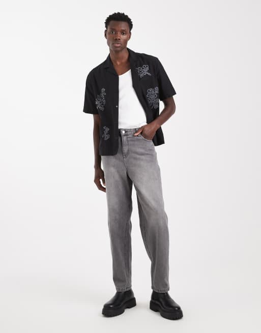 ASOS DESIGN - Chemise coupe carrée avec col à revers et fleurs brodées - Noir, 2 de 5