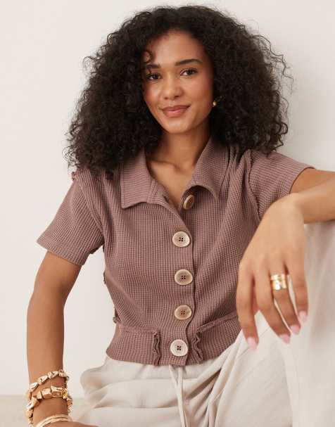 ASOS DESIGN - Chemise courte boutonnée en tissu gaufré - Chocolat délavé - view 1
