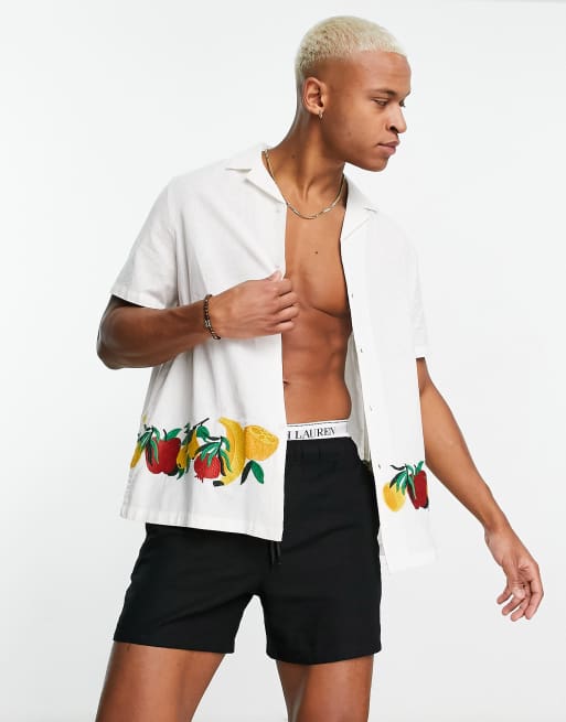 ASOS DESIGN - Chemise décontractée en lin mélangé avec col à revers et bordure fruits brodée
