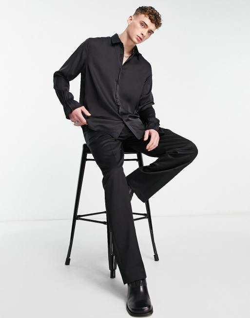 ASOS DESIGN - Chemise décontractée en satin avec manches évasées - Noir , 3 de 4