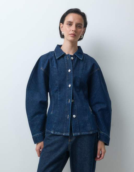ASOS DESIGN chemise en jean cintrée à manches cocon, bleu moyen, 2 de 4
