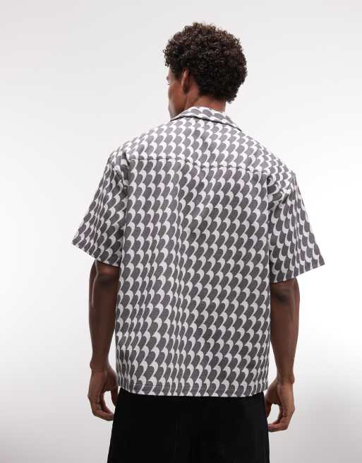 ASOS DESIGN - Chemise oversize aspect lin avec col à revers et imprimé géométrique - Noir et blanc, 5 de 5