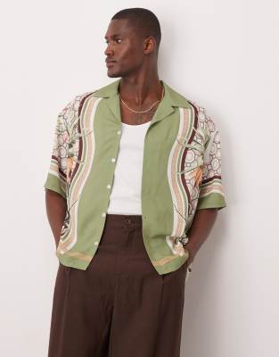ASOS DESIGN - Chemise oversize en satin avec imprimé - Vert