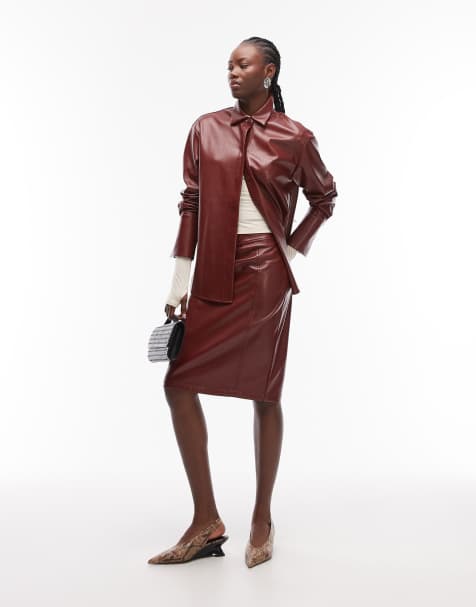 ASOS DESIGN - Chemise oversize en similicuir avec ourlet plongeant - Bordeaux - view 1