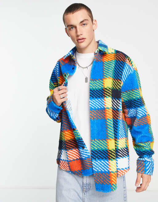 ASOS DESIGN - Chemise oversize style années 90 en imitation peau de mouton à carreaux - Bleu vif