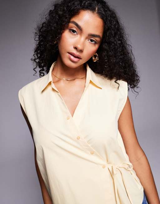 ASOS DESIGN - Chemise sans manches à patte de boutonnage diagonale - Babeurre, 3 de 4