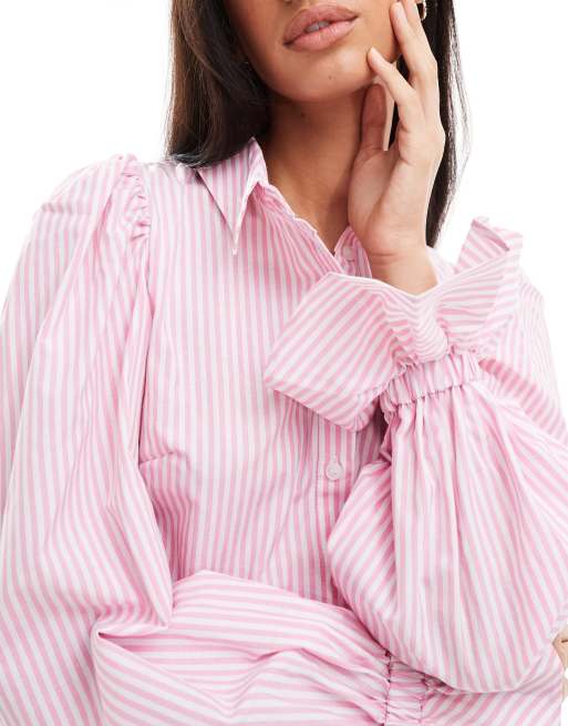 ASOS DESIGN - Chemise souple à manches volumineuses avec poignets volantés - Rose rayé, 2 de 4