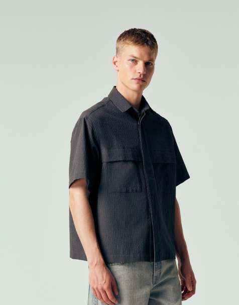 ASOS DESIGN - Chemise utilitaire oversize coupe carrée en crépon texturé - Anthracite - view 1