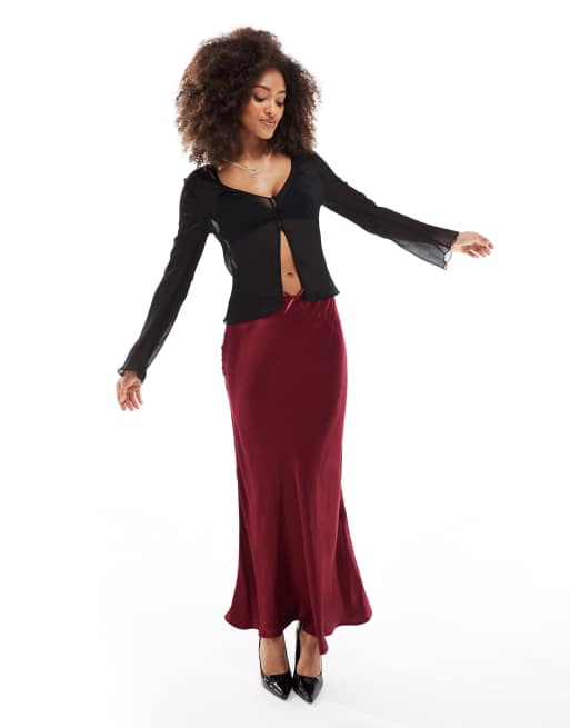 ASOS DESIGN – Chiffon-Bluse in Schwarz mit tiefem Ausschnitt und Knitterstruktur, 3 von 4