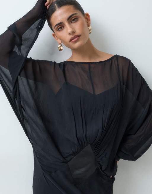 ASOS DESIGN chiffon maxikjole med flagermusærmer og satinpanel i sort, 2 af 5