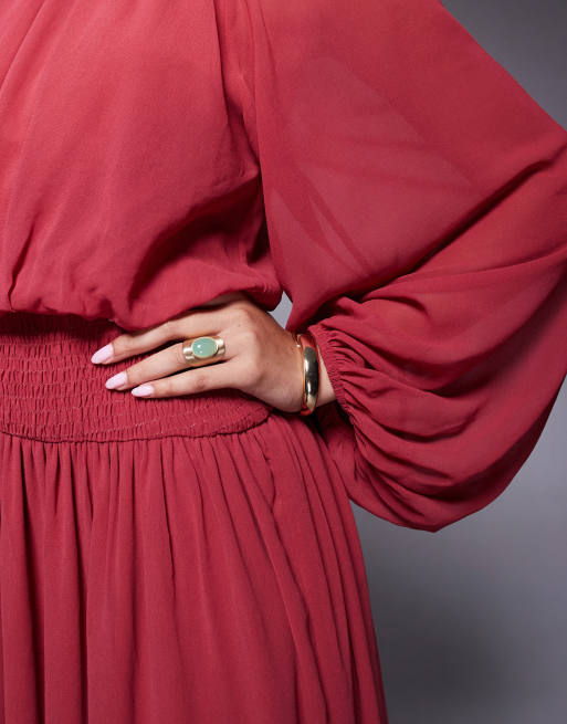 ASOS DESIGN – Chiffon-Maxikleid in dunklem Kirschrot mit gesmokter Taille, 4 von 4