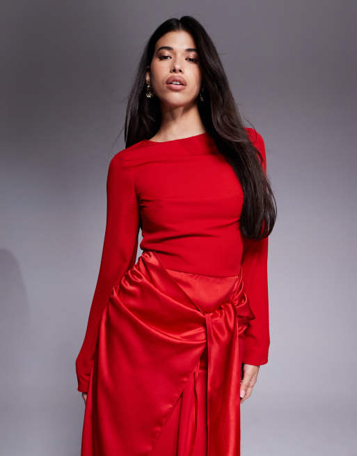 ASOS DESIGN – Chiffon-Maxikleid in Rot mit Blousonärmeln und Satin-Wickelrock, 3 von 4
