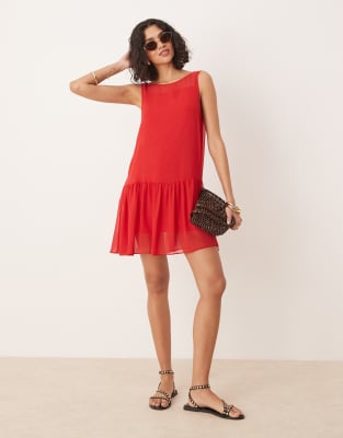 ASOS DESIGN - Chiffon-Minikleid in Rot mit tiefer Taille