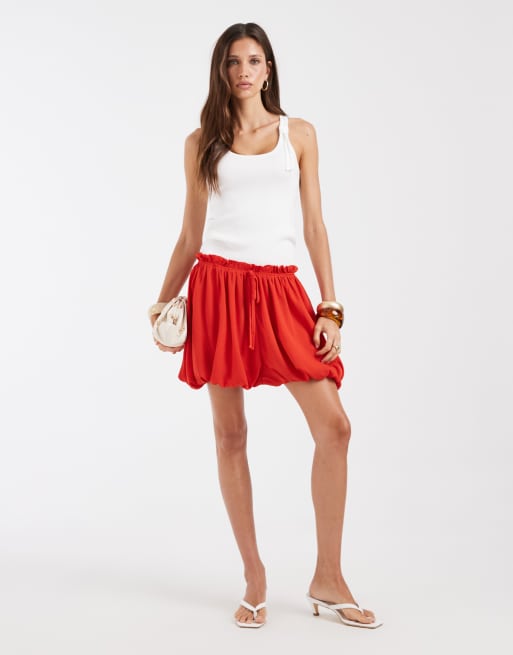 ASOS DESIGN chiffon short met bubbelzoom in rood co-ord set, 4 van 5