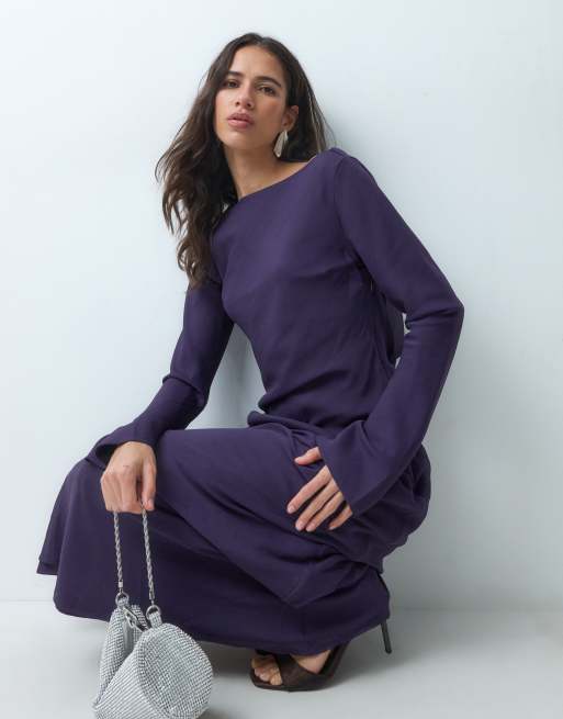 ASOS DESIGN chiffong maxiklänning med draperad ringning och ryggdetalj i lila, 2 av 5