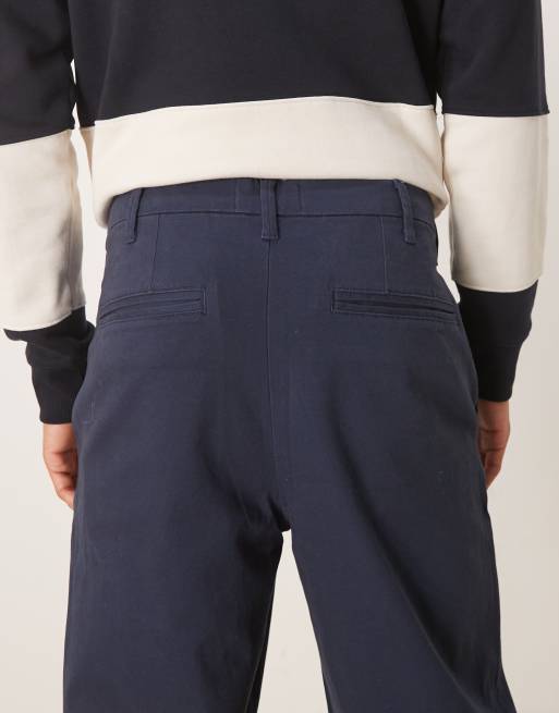 ASOS DESIGN - Chino comodi affusolati blu navy con pieghe, 5 di 5