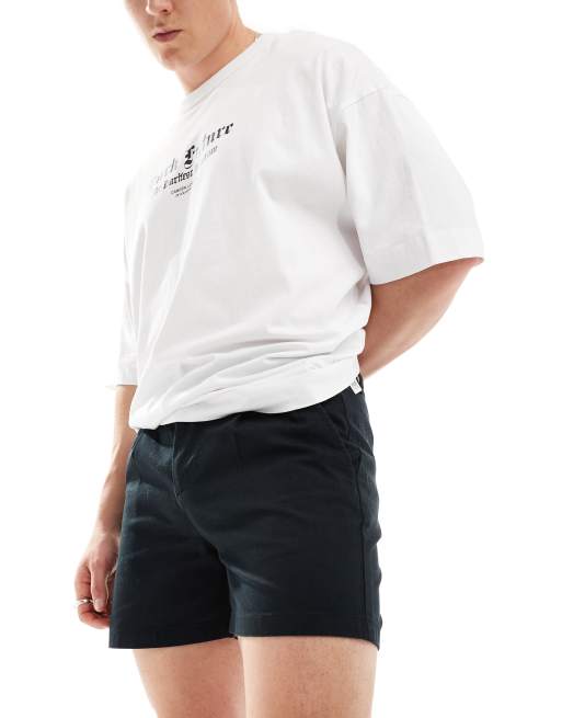 FhyzicsShops DESIGN – Chino-Shorts in Schwarz mit Bundfalten