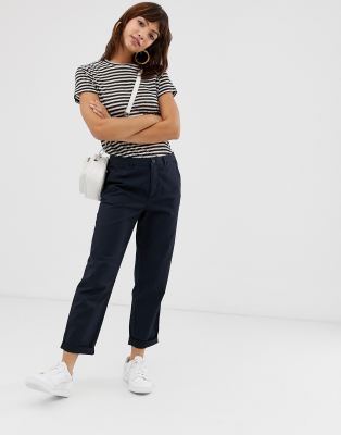 ASOS DESIGN - Chinos in marineblauw Blauw