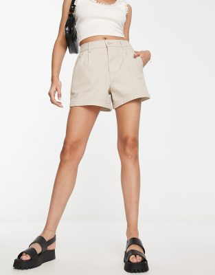 ASOS DESIGN - Chinoshorts in Stone-Neutral