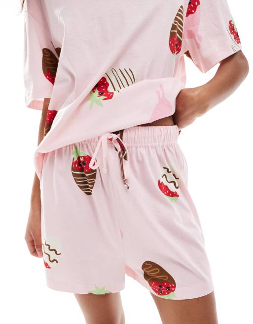 ASOS DESIGN chocolate strawberry oversized tee & short pyjama set in pink, 2 of 4