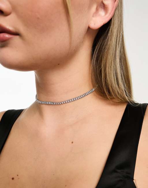 ASOS DESIGN – Choker-Halskette in Silber mit zartem Schmucksteinbesatz