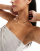 Thumbnail 4 van 4